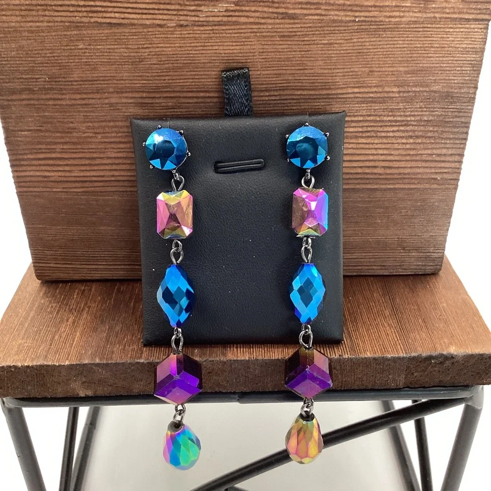 187. Geometric Dangling Gem Tone Earrings VGUC